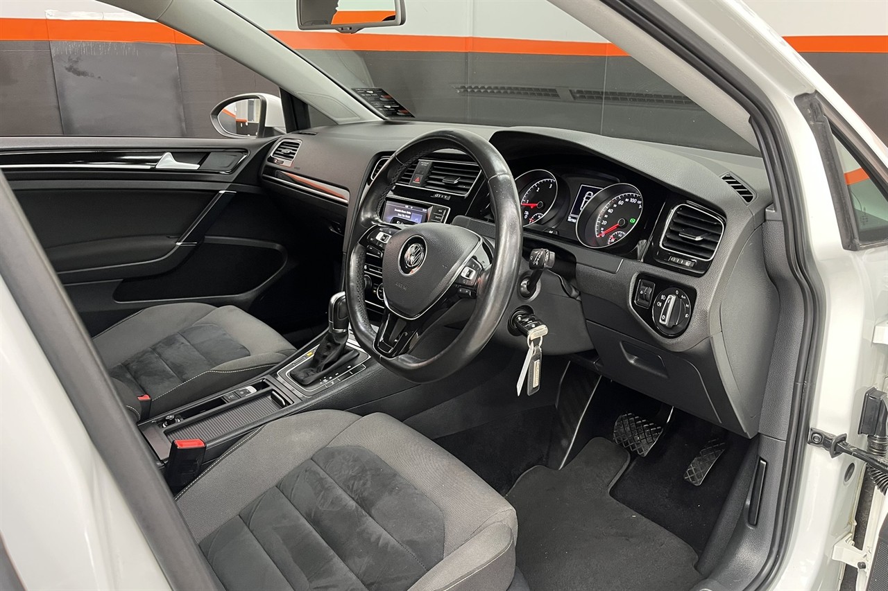 2014 Volkswagen GOLF