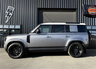 2021 Land Rover Defender - Thumbnail