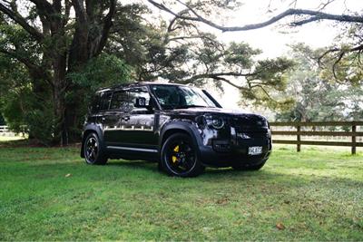 2023 Land Rover Defender - Thumbnail