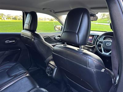 2015 Jeep Cherokee - Thumbnail