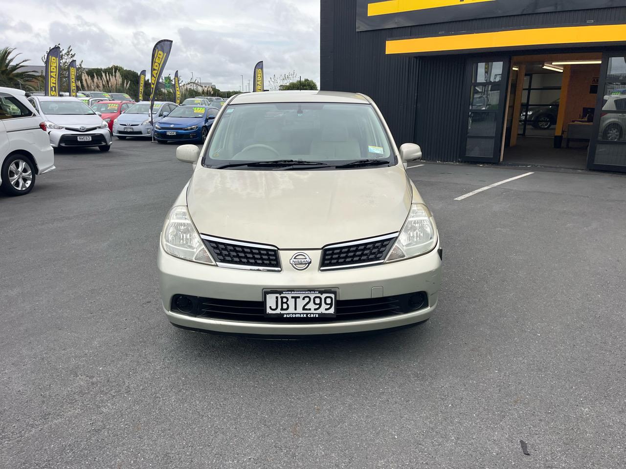 2005 Nissan Tiida