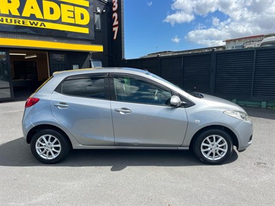 2011 Mazda Demio - Thumbnail