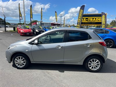 2011 Mazda Demio - Thumbnail