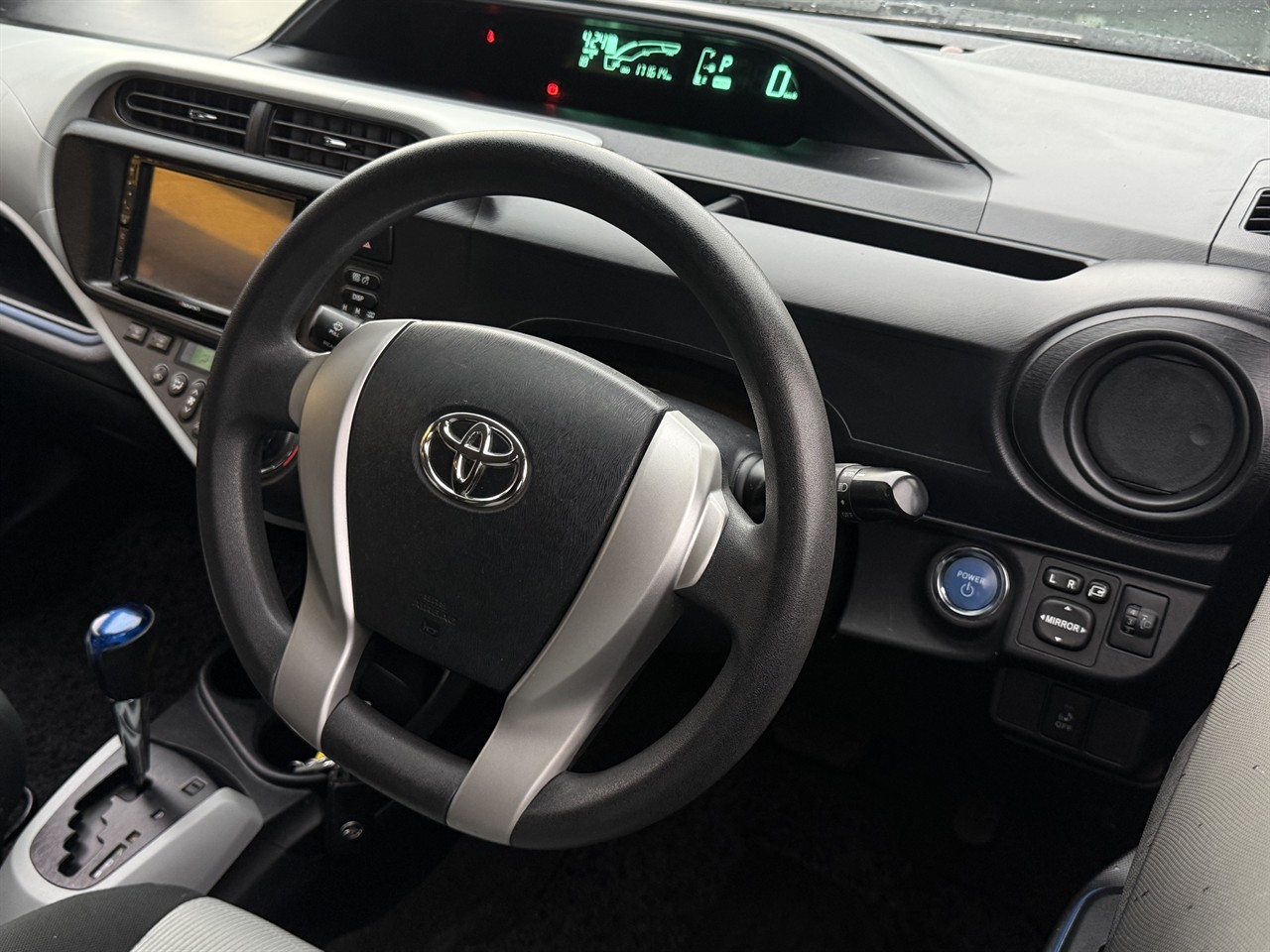 2013 Toyota Aqua
