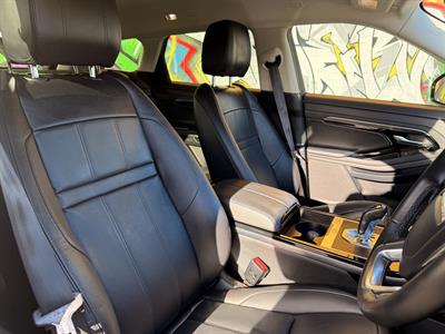 2019 Land Rover Range Rover Evoque - Thumbnail