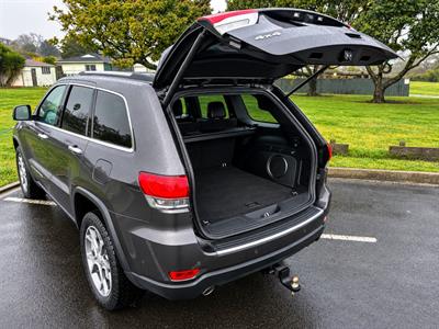 2021 Jeep GRAND CHEROKEE - Thumbnail
