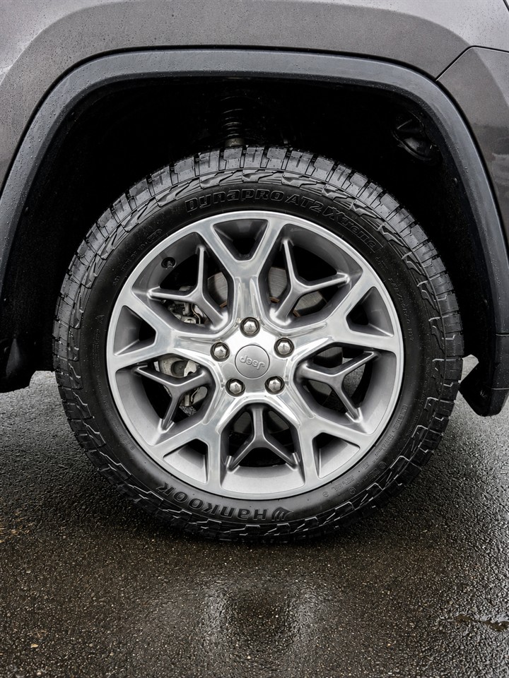 2021 Jeep GRAND CHEROKEE