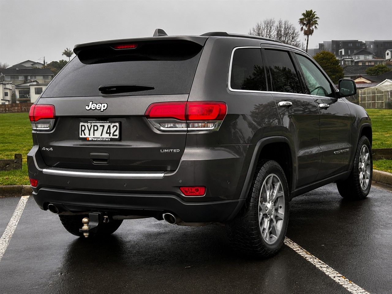 2021 Jeep GRAND CHEROKEE
