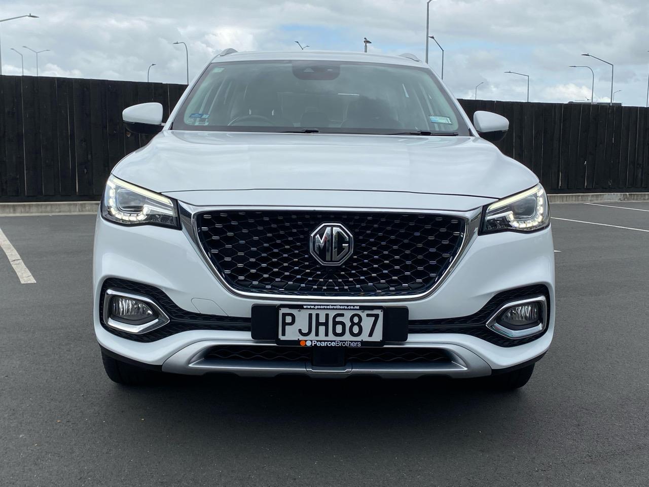 2022 MG HS
