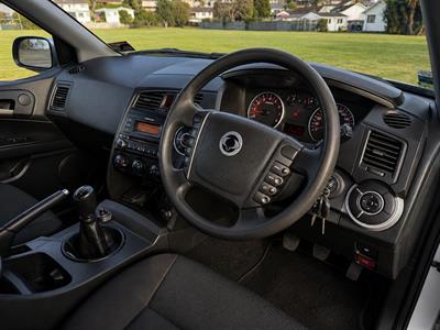 2014 Ssangyong Actyon - Thumbnail