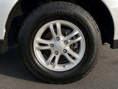 2014 Ssangyong Actyon - Thumbnail