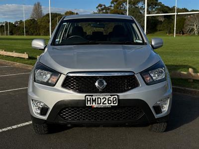 2014 Ssangyong Actyon - Thumbnail