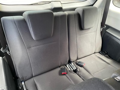 2009 Toyota Wish - Thumbnail