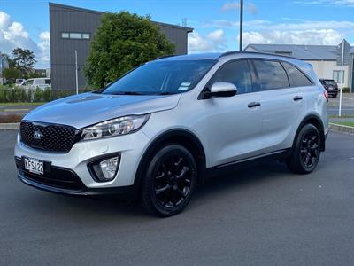 2016 Kia Sorento - Thumbnail