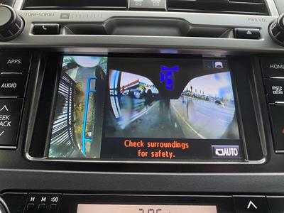 2015 Toyota Landcruiser Prado - Thumbnail