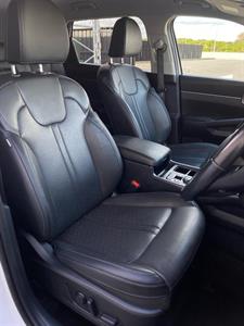 2022 Kia Sorento - Thumbnail