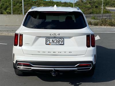 2022 Kia Sorento - Thumbnail