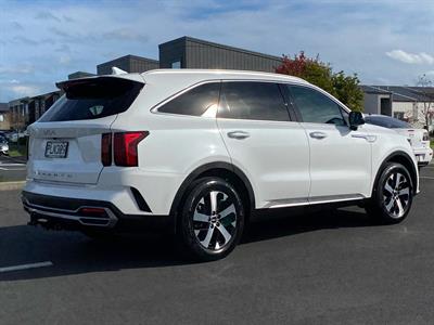 2022 Kia Sorento - Thumbnail