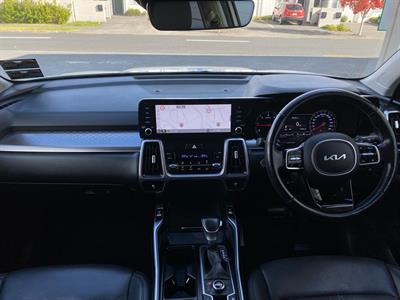 2022 Kia Sorento - Thumbnail