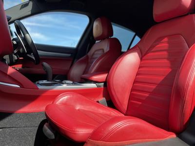 2021 Alfa Romeo Stelvio - Thumbnail