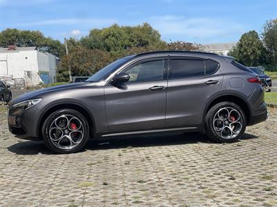 2021 Alfa Romeo Stelvio - Thumbnail