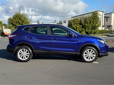 2016 Nissan QASHQAI - Thumbnail