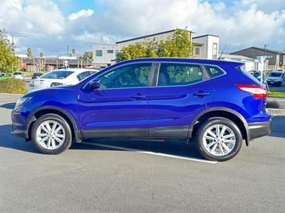 2016 Nissan QASHQAI - Thumbnail