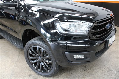 2019 Ford Everest - Thumbnail