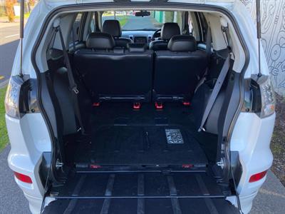 2011 Mitsubishi Outlander - Thumbnail