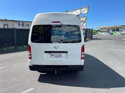 2013 Toyota Hiace - Thumbnail