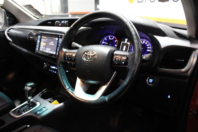 2015 Toyota Hilux - Thumbnail