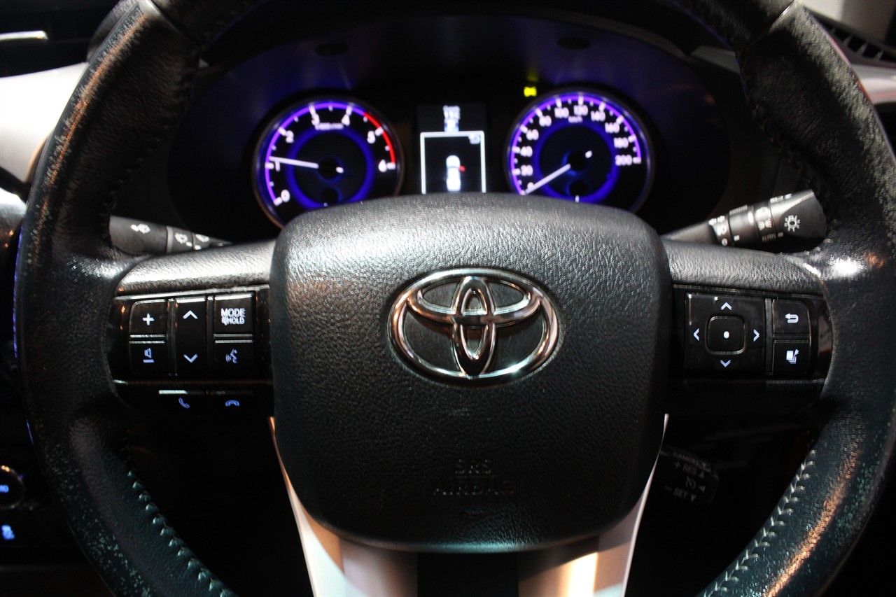 2015 Toyota Hilux