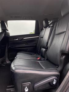 2018 Toyota Highlander - Thumbnail