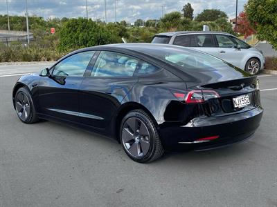 2021 Tesla Model 3 - Thumbnail