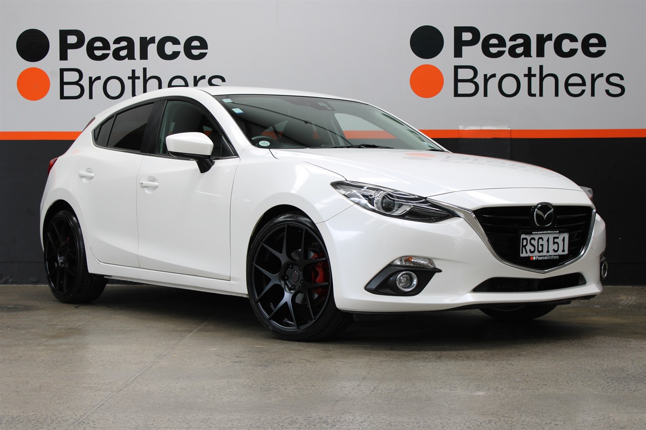 2014 Mazda Axela