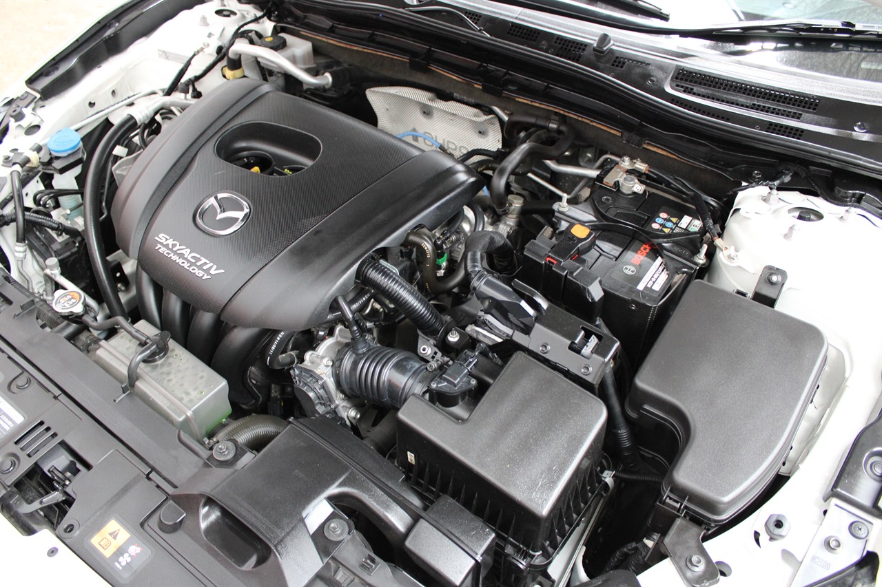 2014 Mazda Axela