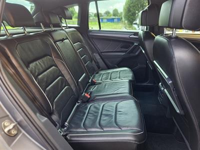 2020 Volkswagen Tiguan - Thumbnail