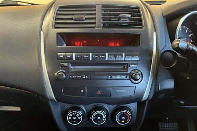 2011 Mitsubishi Asx - Thumbnail