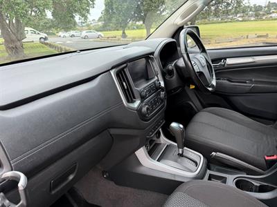 2017 Holden Colorado - Thumbnail