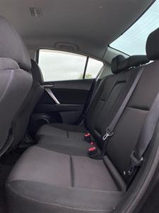 2012 Mazda Axela - Thumbnail