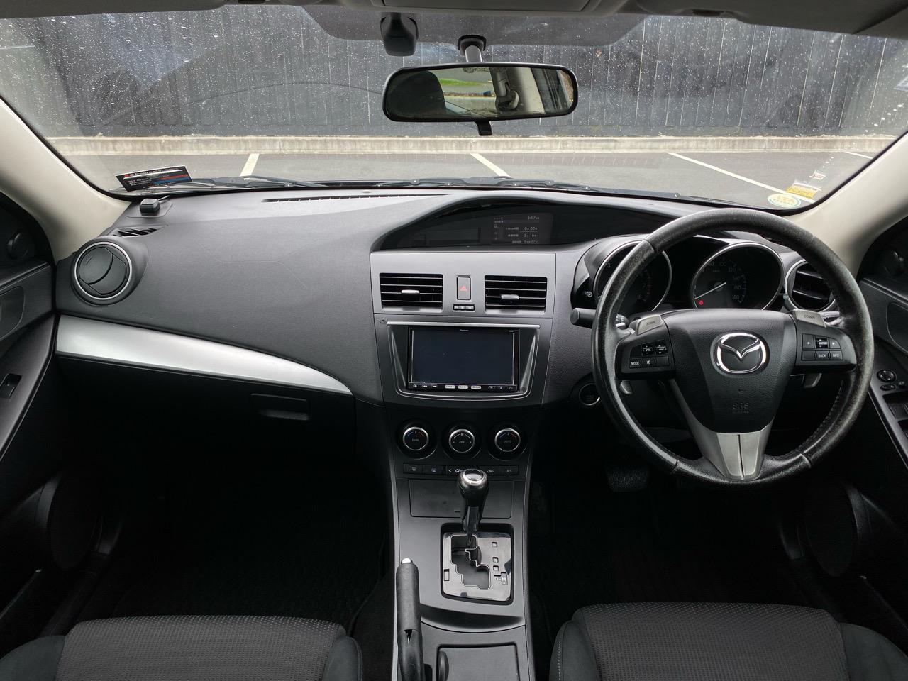 2012 Mazda Axela