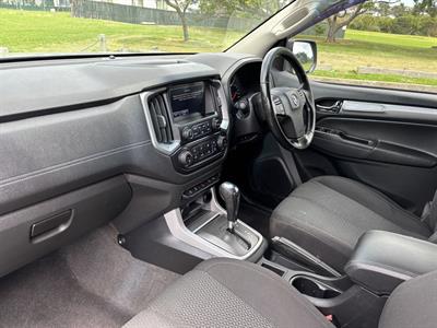 2017 Holden Colorado - Thumbnail