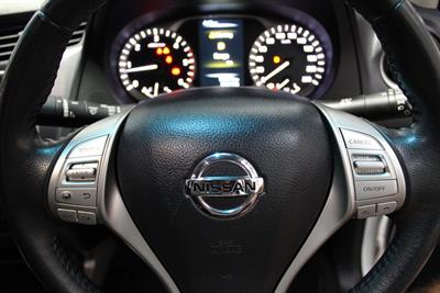 2016 Nissan Navara - Thumbnail