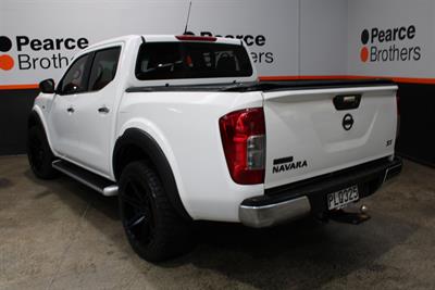 2016 Nissan Navara - Thumbnail