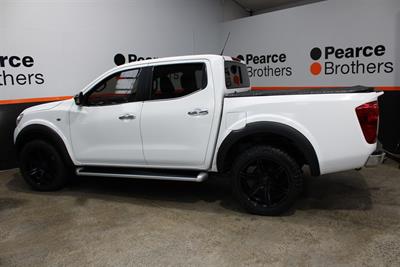 2016 Nissan Navara - Thumbnail