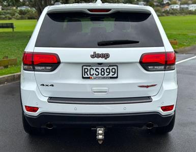 2018 Jeep GRAND CHEROKEE - Thumbnail