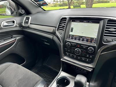 2018 Jeep GRAND CHEROKEE - Thumbnail