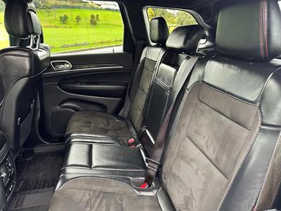 2018 Jeep GRAND CHEROKEE - Thumbnail
