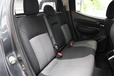 2019 Mitsubishi Triton - Thumbnail