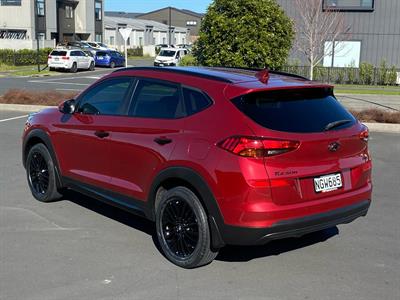 2021 Hyundai TUCSON - Thumbnail